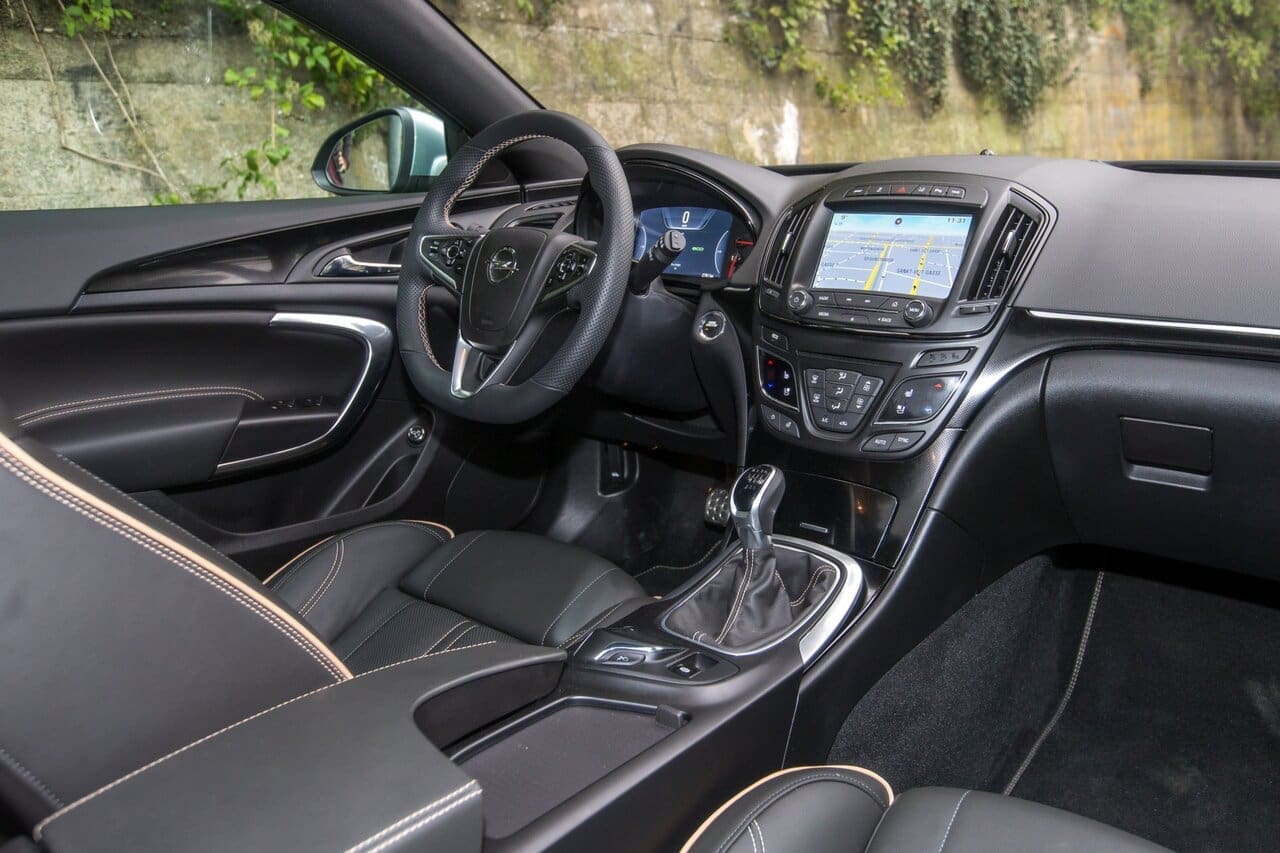 opel_insignia_sportstourer_02_may