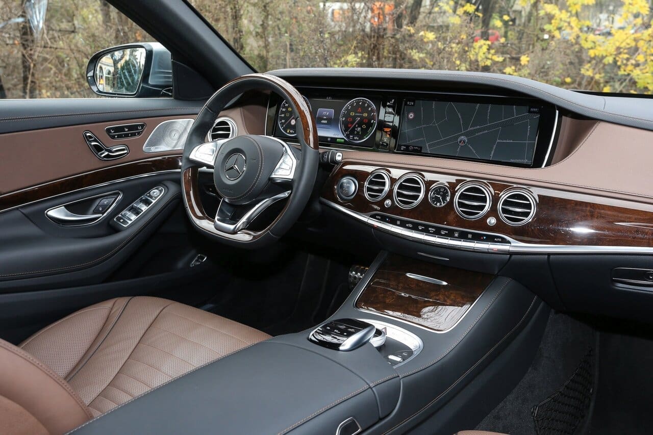 mercedes_s500_plugin_01_may