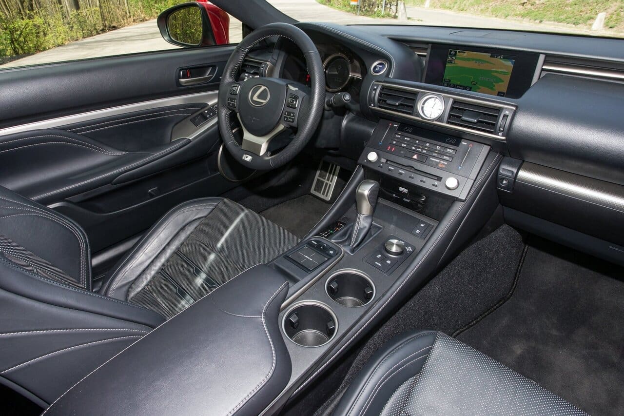 lexus_rc300h_08_may