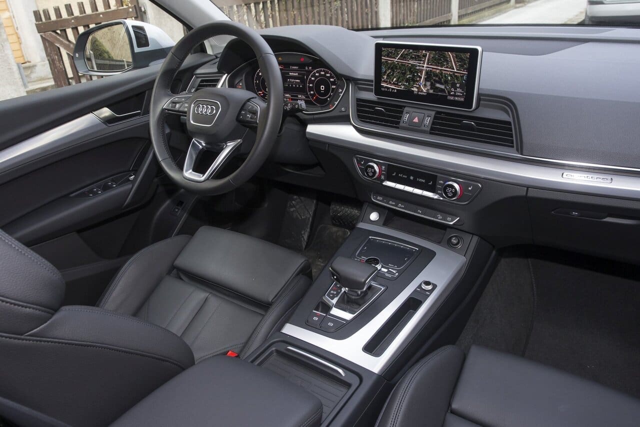 audi_q5_03_may