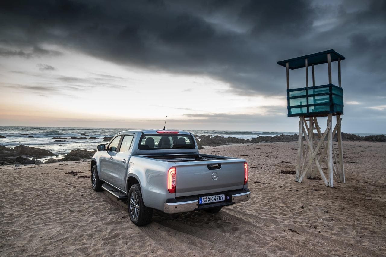 1,1 Tonnen Nutzlast und LED-Scheinwerfer: Mercedes X-Klasse auf Basis des Nissan Navara.