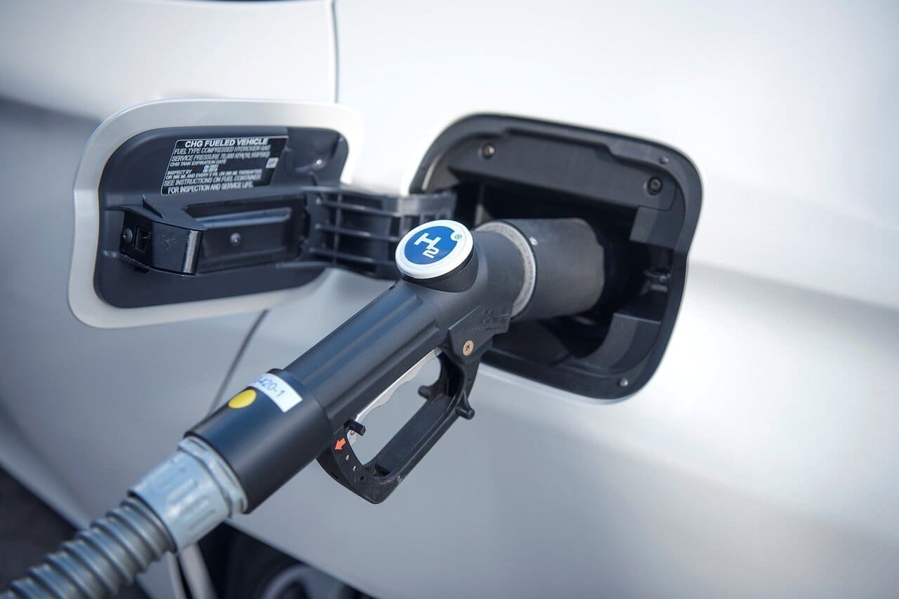 Brennstoffzellen-Technik: Ihr Vorteil gegenüber Batterie-elektrischen Fahrzeugen sind solide Reichweite und schnelle Tankvorgänge.