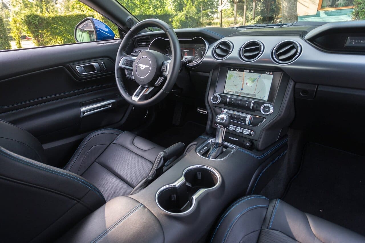 ford_mustang_01