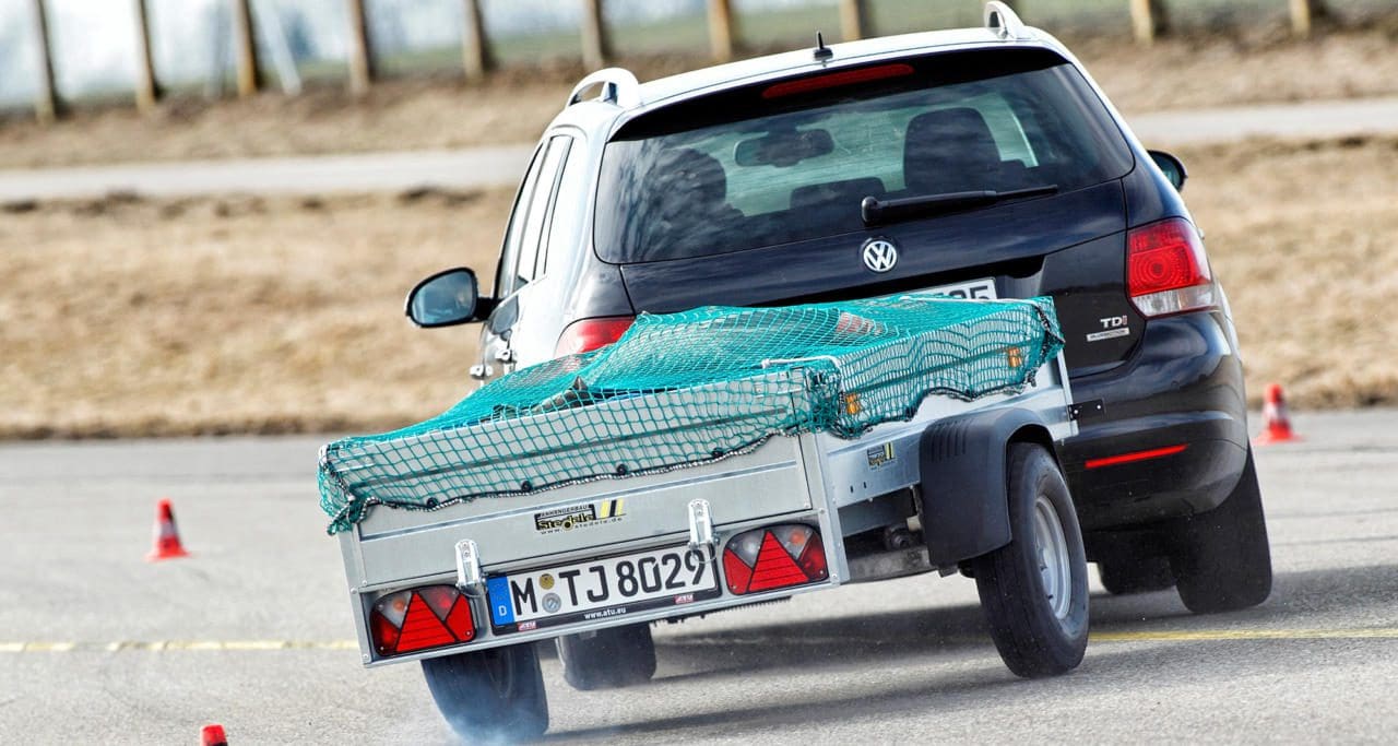 ALLES AUTO hilft (Anhänger-Überladung)