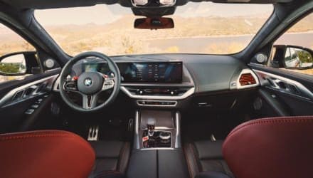 BMW XM Label Red (Cockpit)