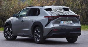 Test Toyota bZ4X (Heck)